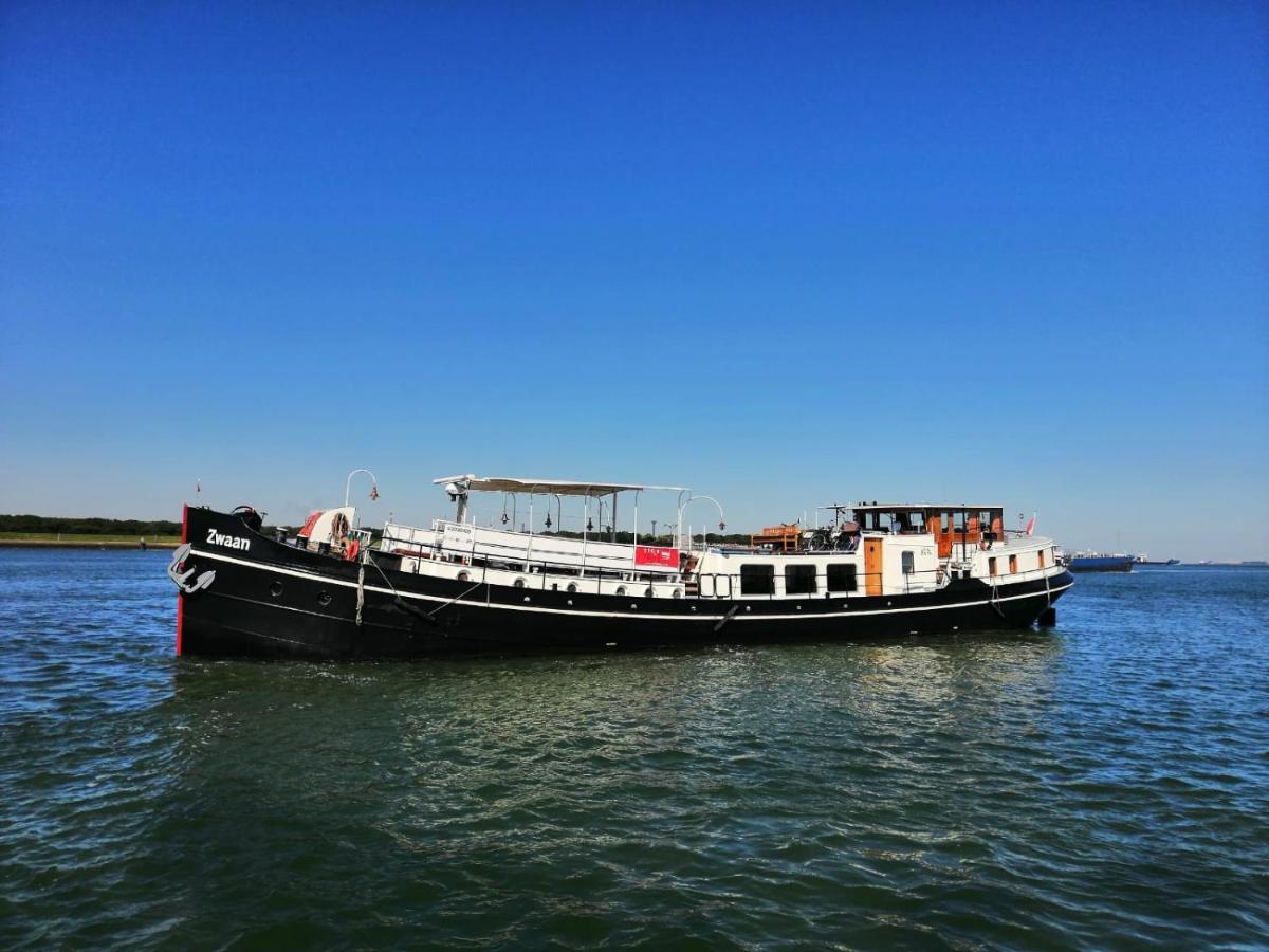 Hotelboot Zwaan アムステルダム エクステリア 写真