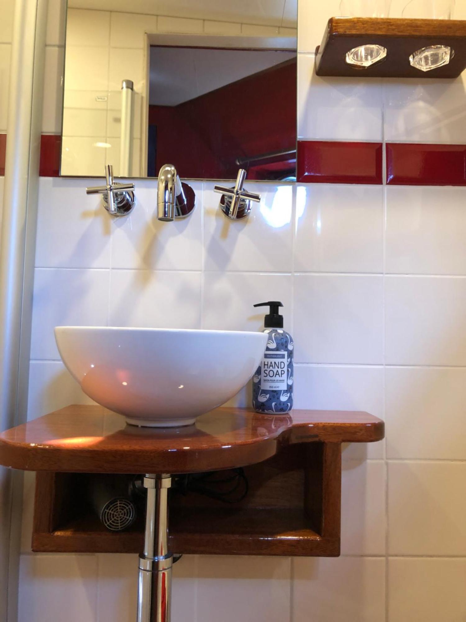 Hotelboot Zwaan アムステルダム エクステリア 写真